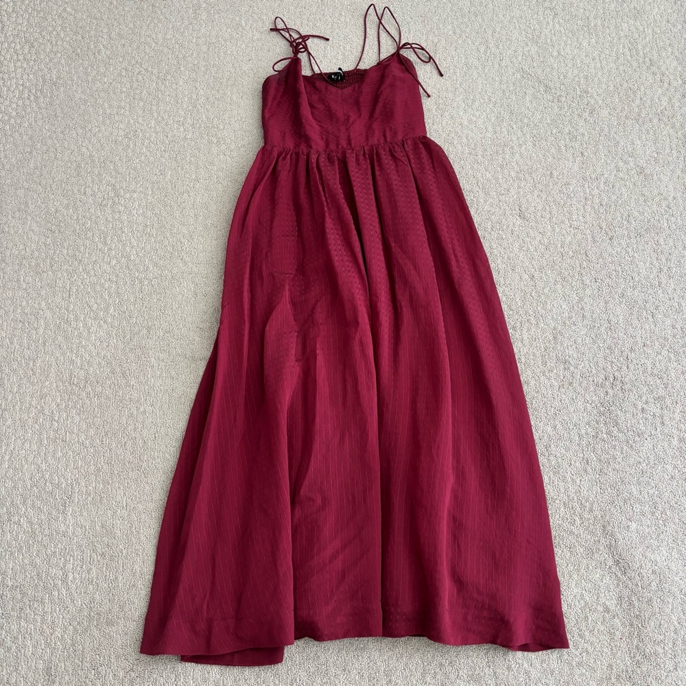 En Saison Bree Midi Dress in Merlot - Size M